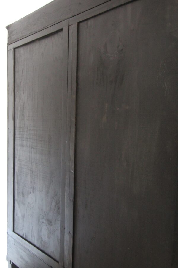 Schwarzer Gründerzeit Kleiderschrank – Bild 31