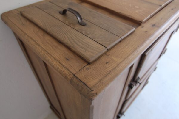 Französischer Vintage Eisschrank – Bild 11