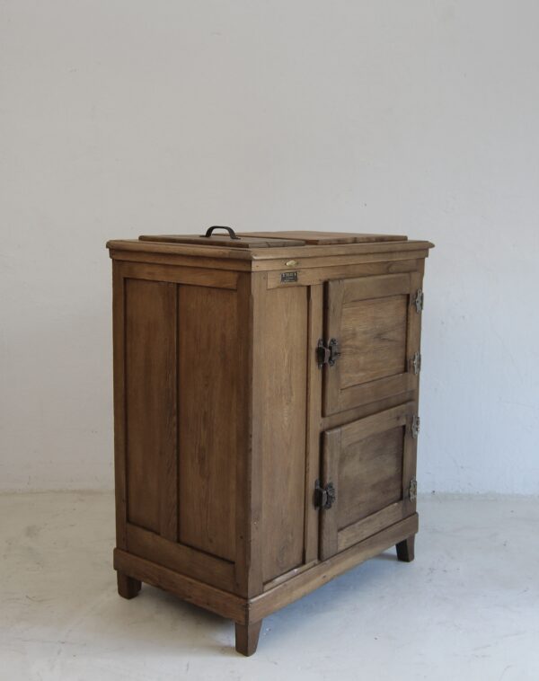 Französischer Vintage Eisschrank – Bild 29