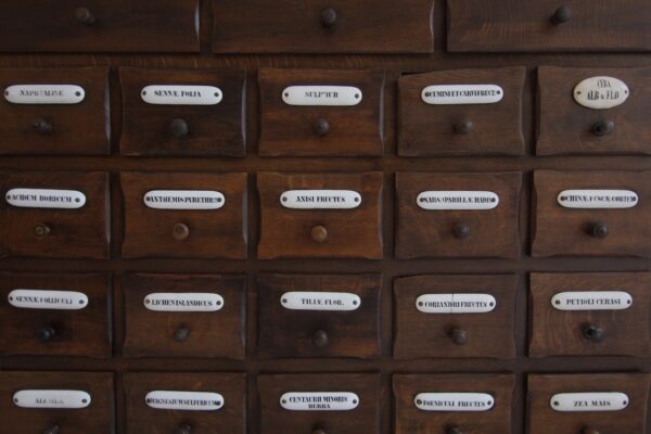 Vintage Apothekerkommode, um 1920 – Bild 30