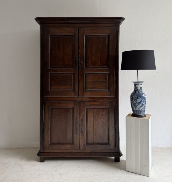 Provinzieller Schrank, um 1800