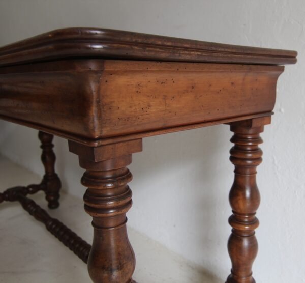Louis Philippe Schneidertisch in Nussbaum – Bild 10