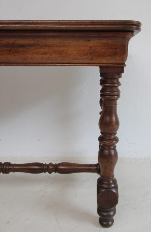 Louis Philippe Schneidertisch in Nussbaum – Bild 14