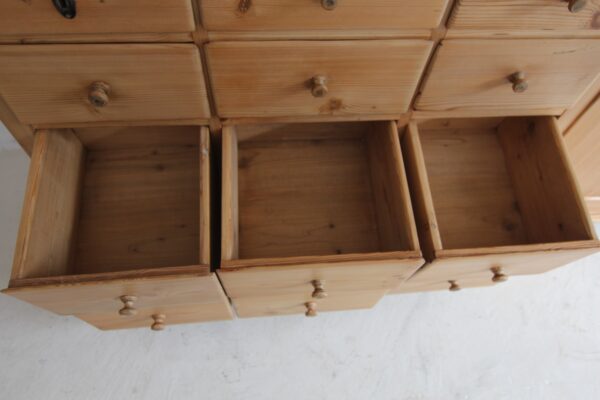 Weichholz Ladenschrank – Bild 38