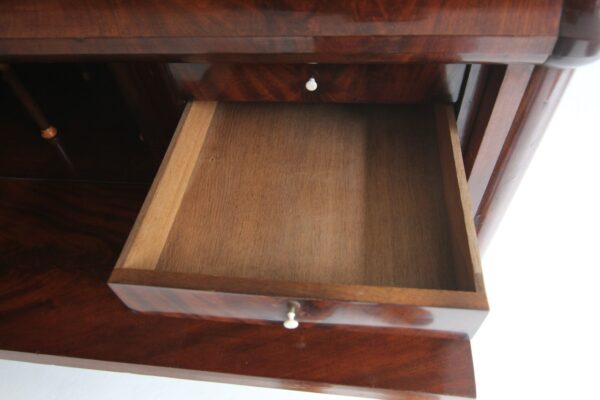 Biedermeier Mahagoni Kabinettschrank mit Sekretärklappe – Bild 41